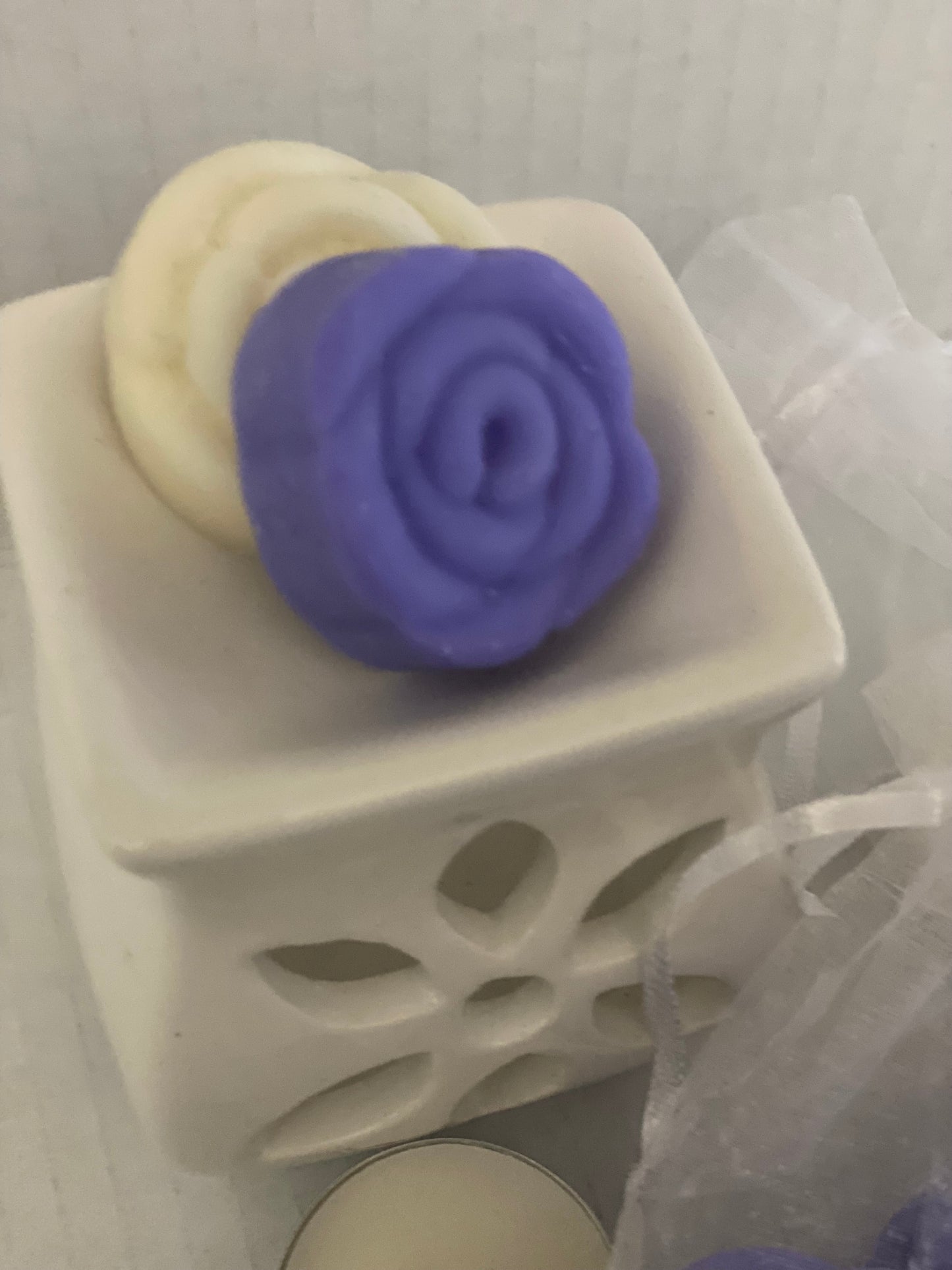 Lavender Fields Natural Soy Blend Wax Melt and Wax Melter (100g wax melts)