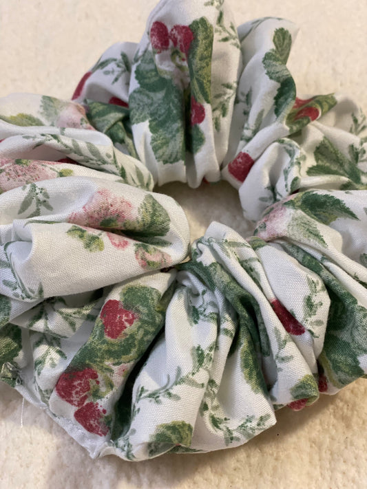 “Strawberry Mist”  Jumbo Scrunchie