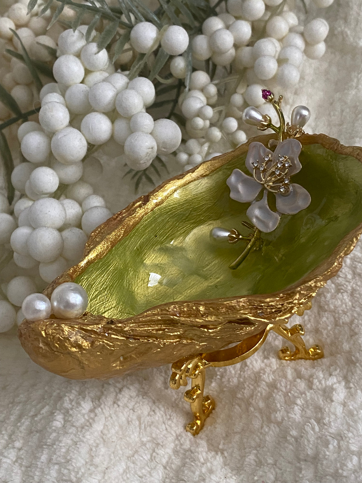 Oyster Trinket Dish (Chartreuse)